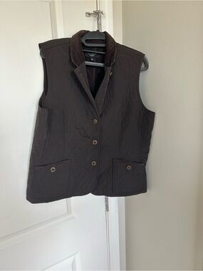 Talbots Quilted Dark Brown Sleeveless Vest with Button Front